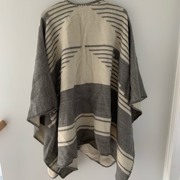 Roots Wrap - Picture 2 of 3